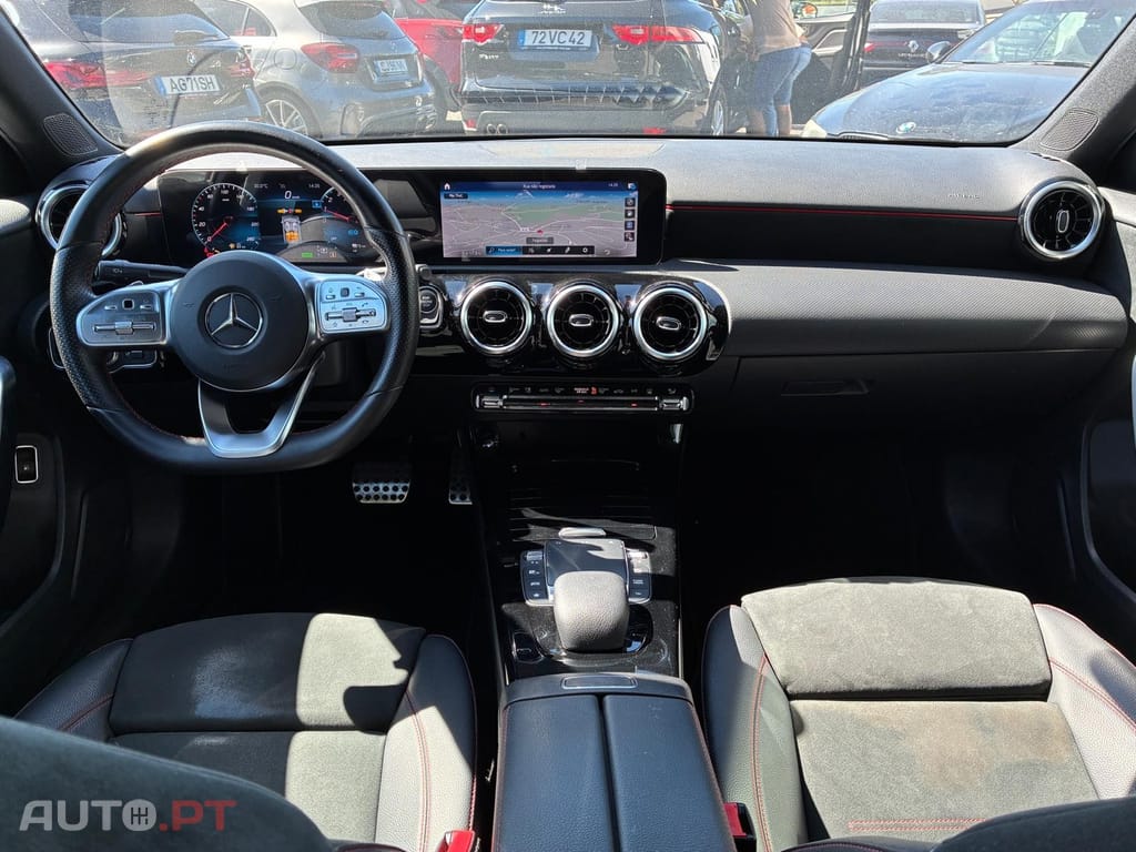 Mercedes-Benz A 250 e AMG Line