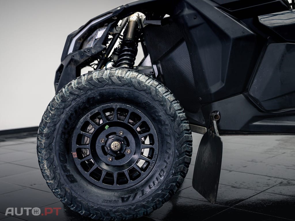 Can-Am Maverick X3 South Racing T3