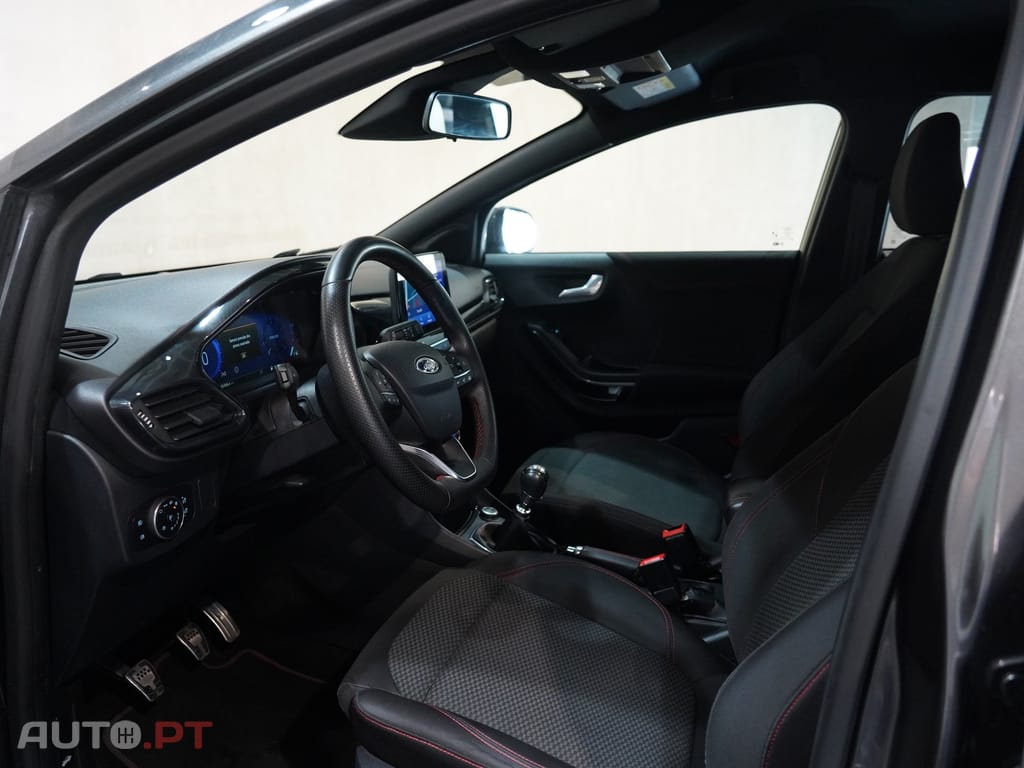 Ford Puma 1.0 EcoBoost mHEV ST-Line