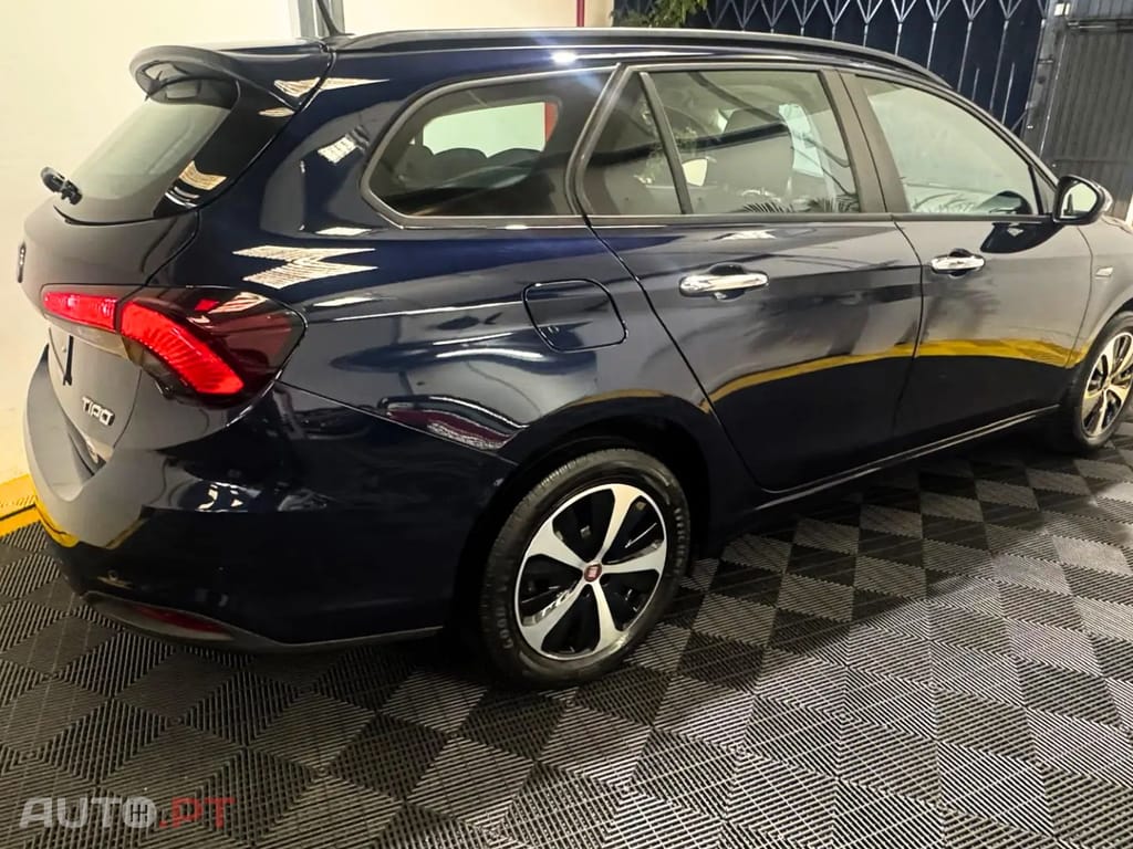 Fiat Tipo 1.6 M-Jet Lounge