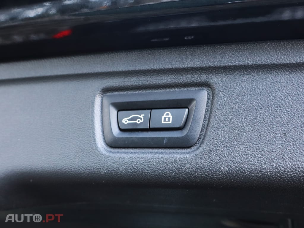 BMW 330 e Touring Pack M Auto.