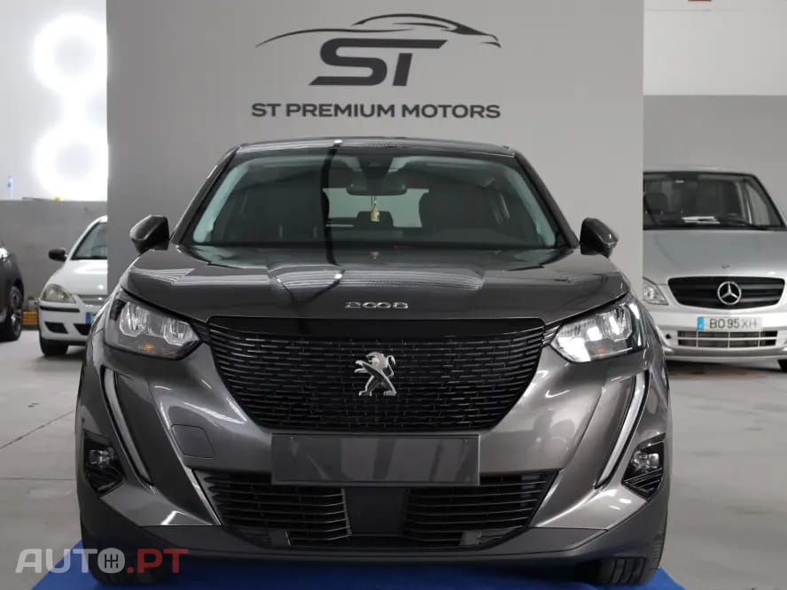 Peugeot 2008 Active Pack EAT8