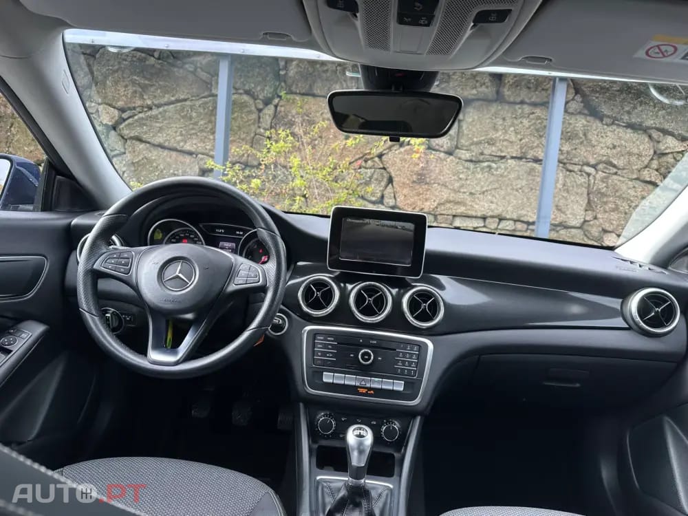 Mercedes-Benz CLA 180 d Urban