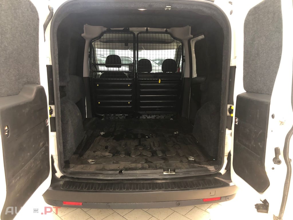 Fiat Doblo 1.3 MJ Easy 3L