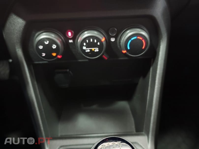 Dacia Sandero 1.0 ECO-G Essential Bi-Fuel