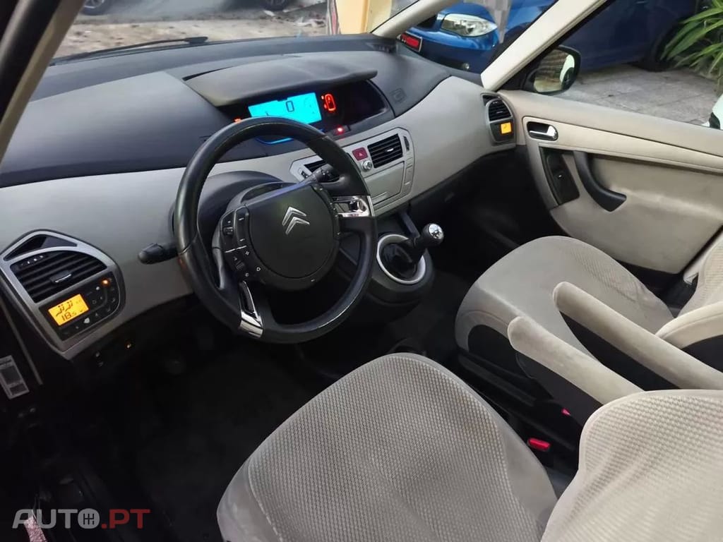 Citroen C4 Picasso 1.6 HDi Exclusive