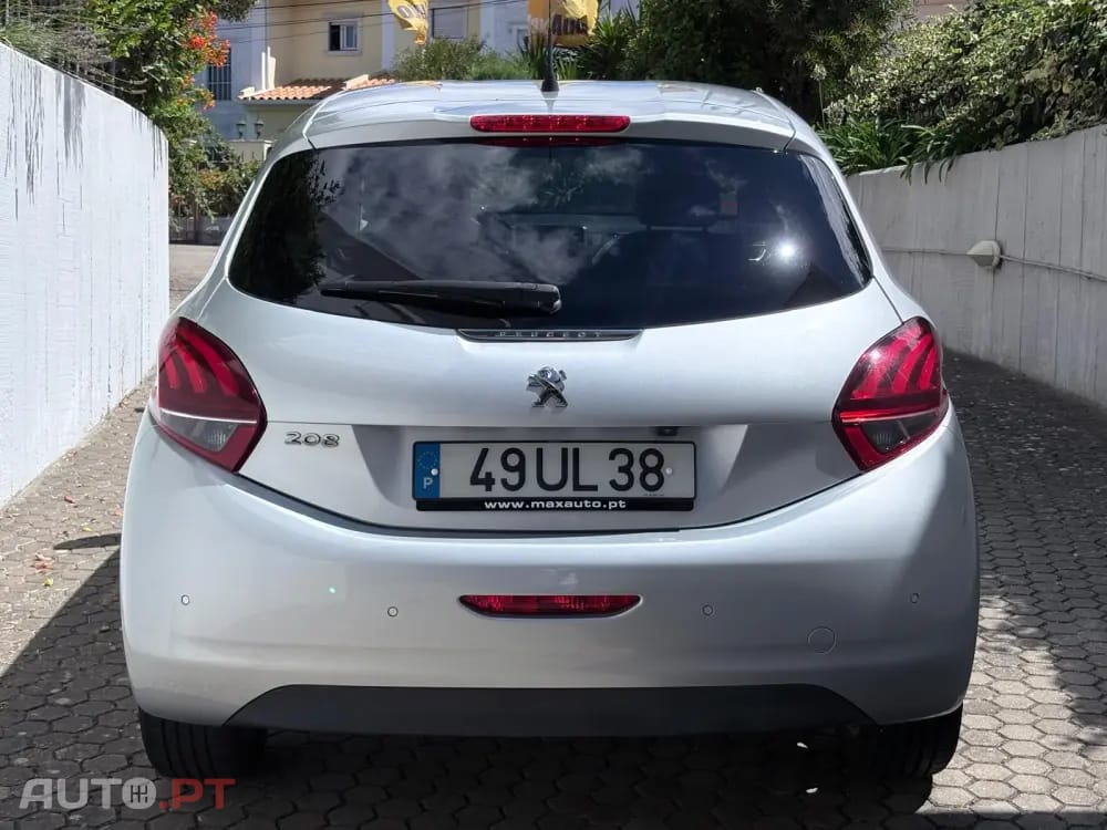 Peugeot 208 1.6 BlueHDi Style