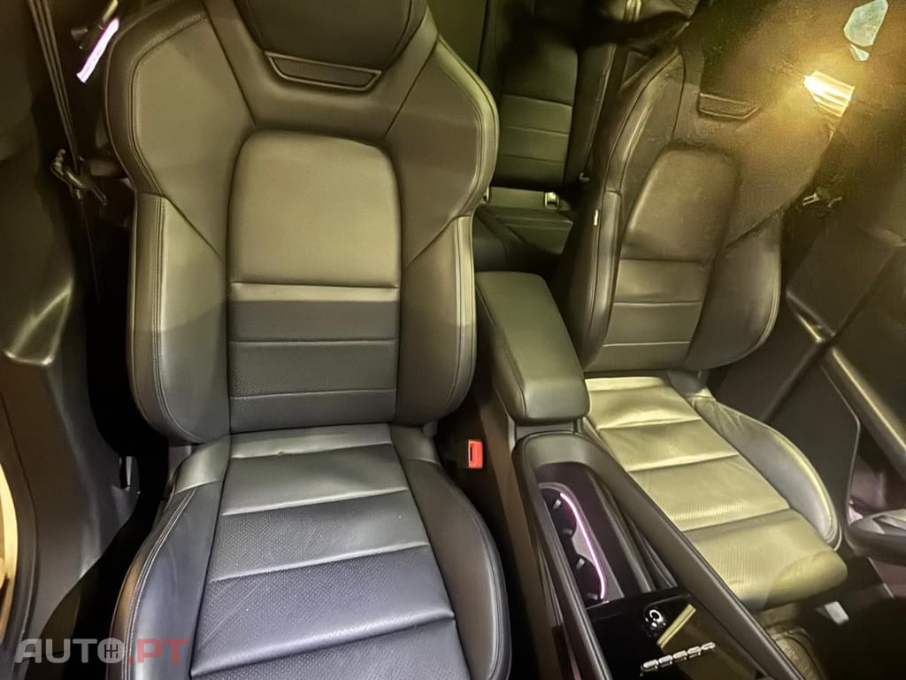 Porsche Macan Standard