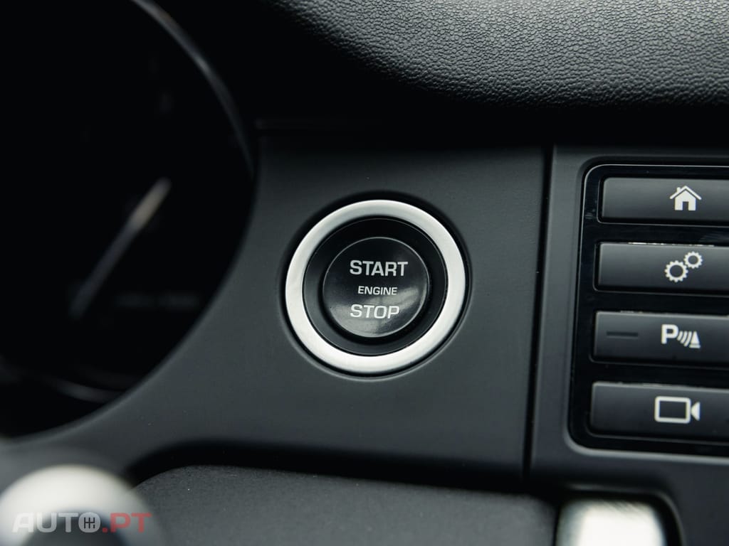 Land Rover Discovery Sport 2.0 TD4 SE Auto