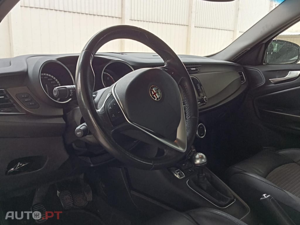 Alfa Romeo Giulietta 1.6JTDM2 EXCLUSIVE