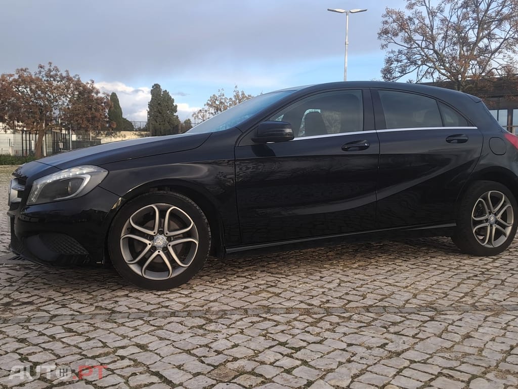 Mercedes-Benz A 180 CDI (BlueEFFICIENCY)