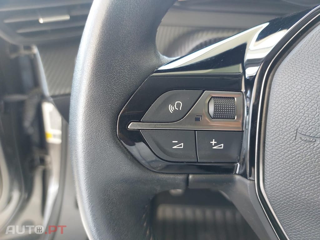 Peugeot 2008 1.5 BlueHDi Active Pack