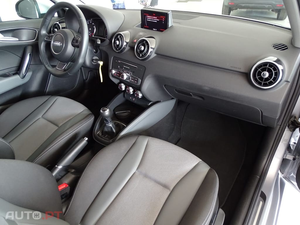 Audi A1 1.0 TFSI Advance