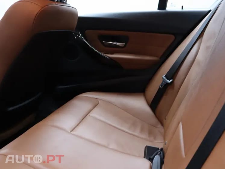 BMW 320 d Auto Line Luxury