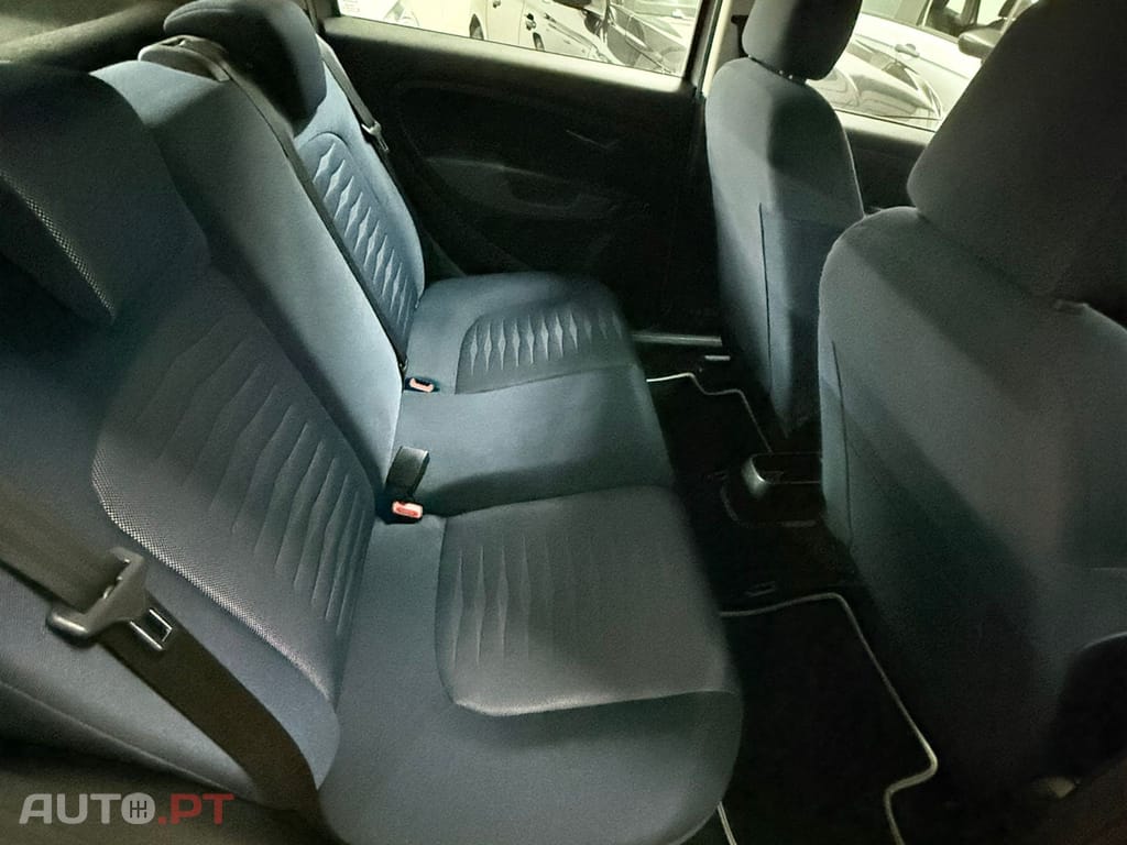 Fiat Punto 1.4 16V Emotion
