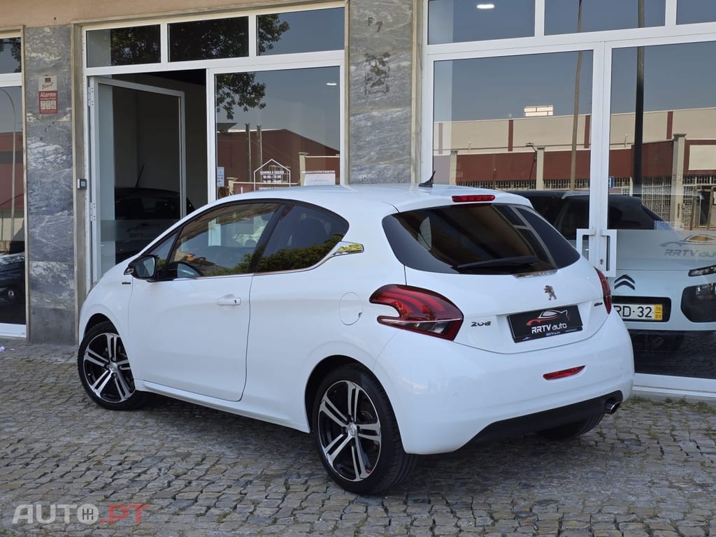 Peugeot 208 1.2 PureTech GT Line