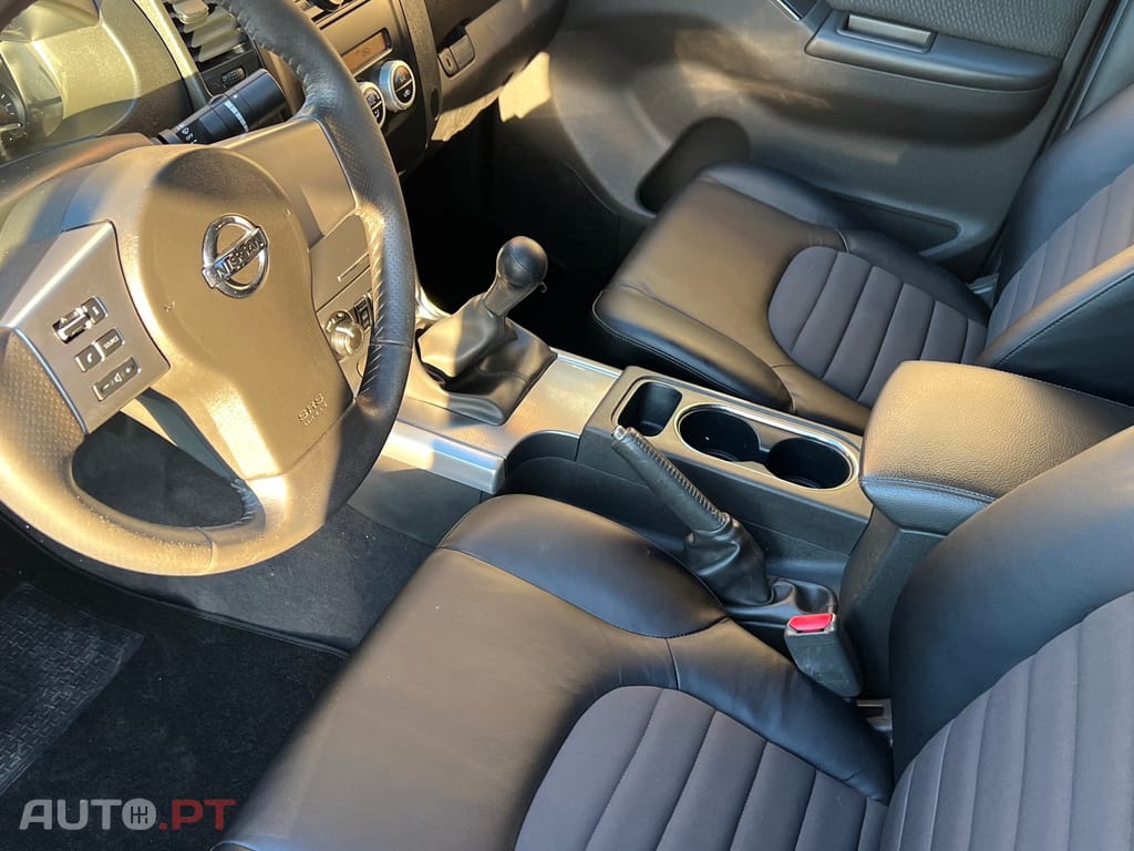 Nissan Navara 2.5 dCi CD Pilot Hi-Tech