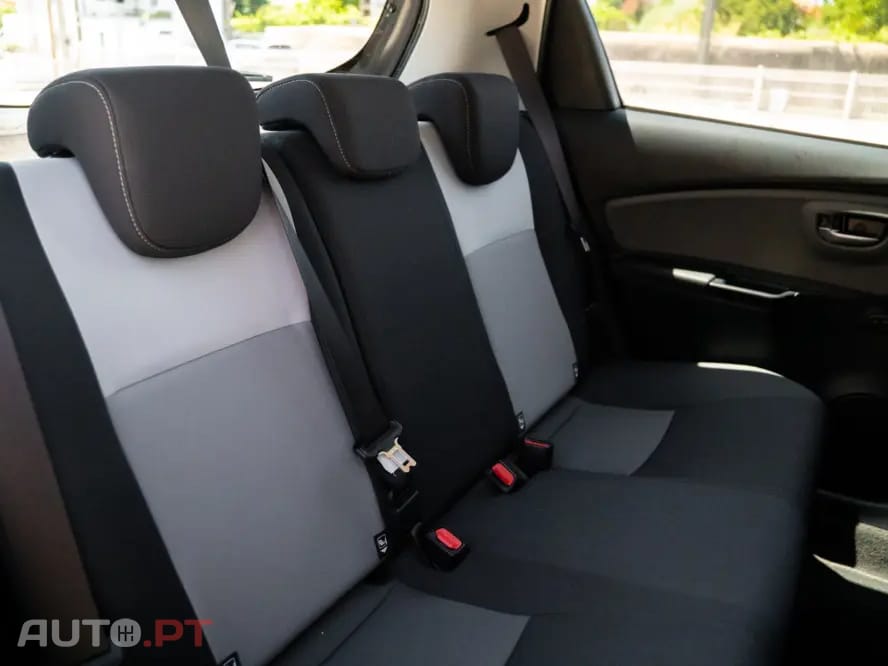 Toyota Yaris 1.0 VVT-i Comfort