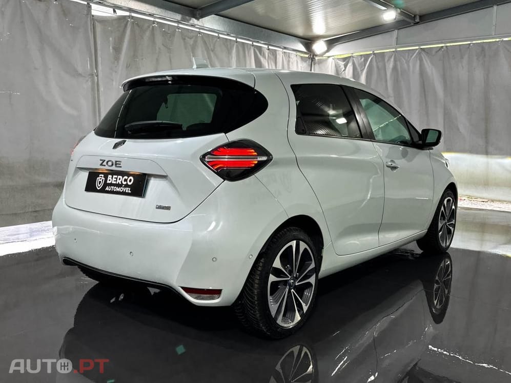 Renault Zoe (c/ Bateria) EV50 135hp Techno