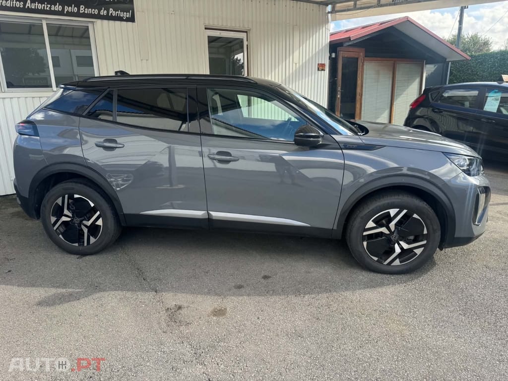 Peugeot 2008 1.2 PureTech GT EAT8