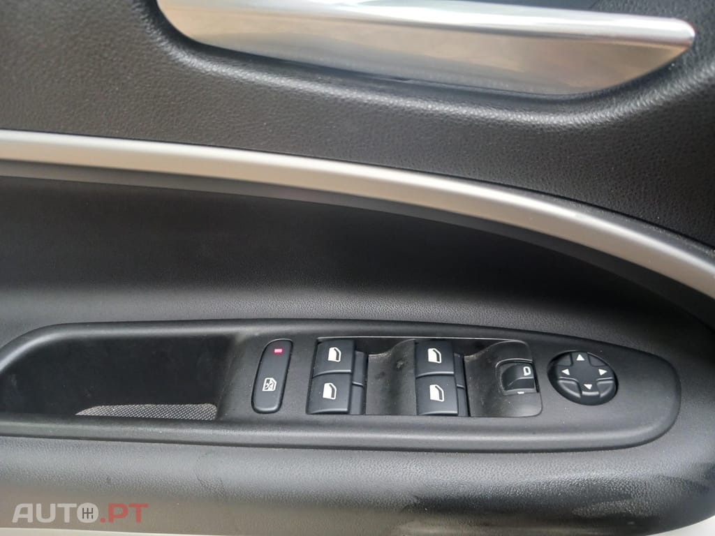 Jeep Avenger 1.2 GSE T3 Altitude