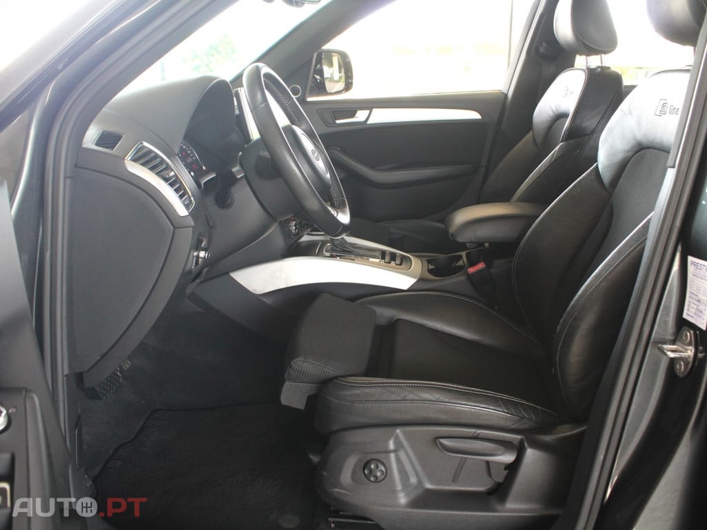 Audi Q5 3.0 TDi quattro S-line S-tronic