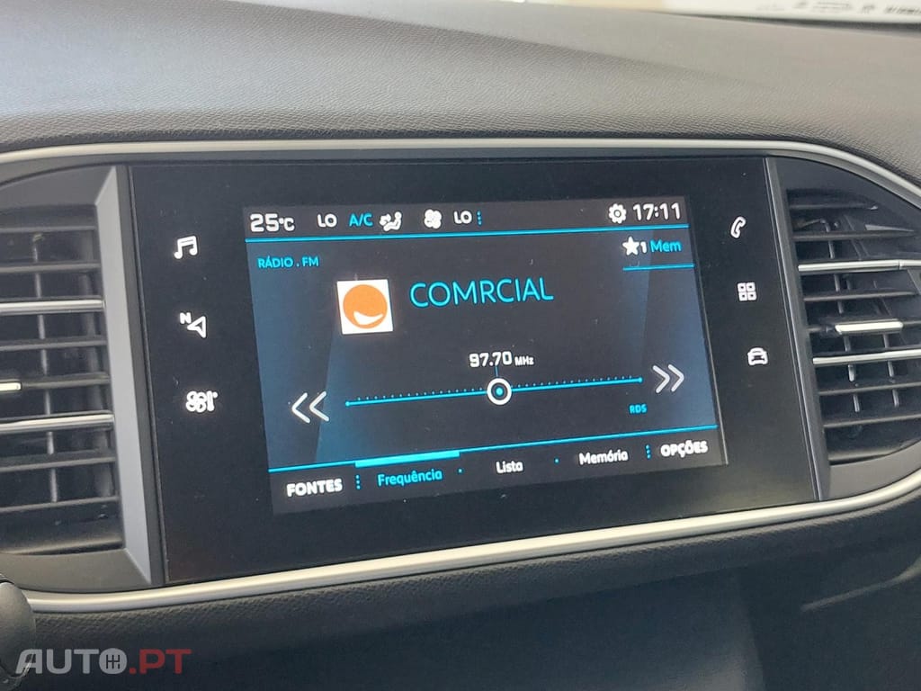 Peugeot 308 1.5 BlueHDi Business Line