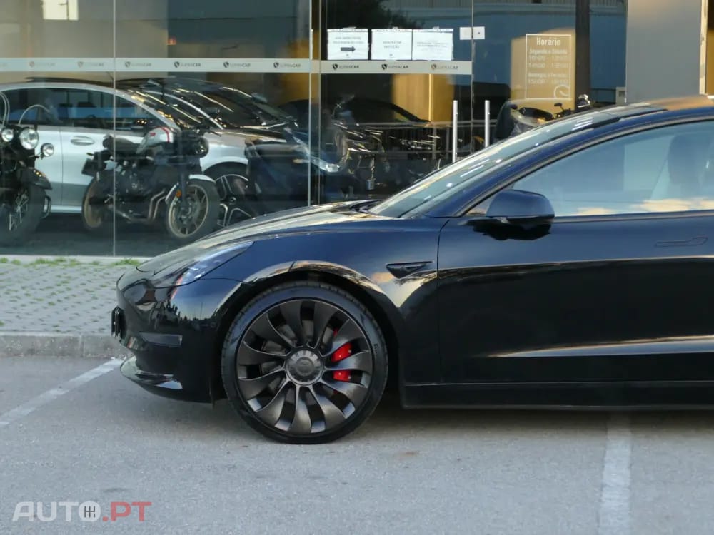 Tesla Model 3 Performance Dual Motor AWD