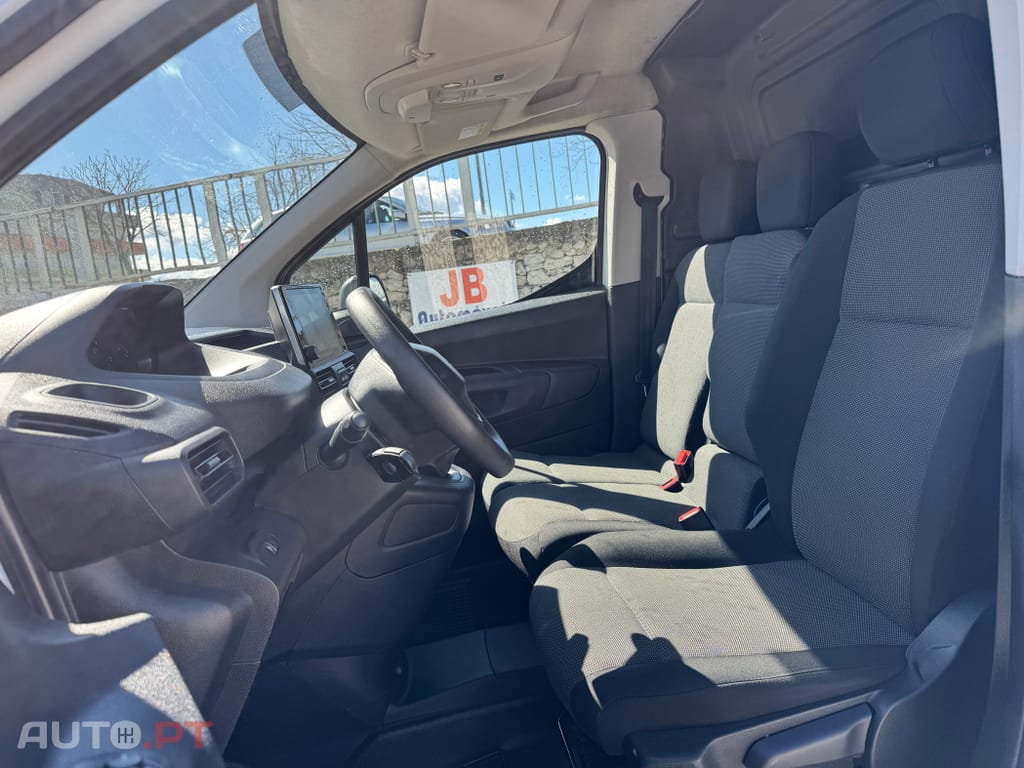 Peugeot Partner 1.5 BlueHDi Pro Standard Plus