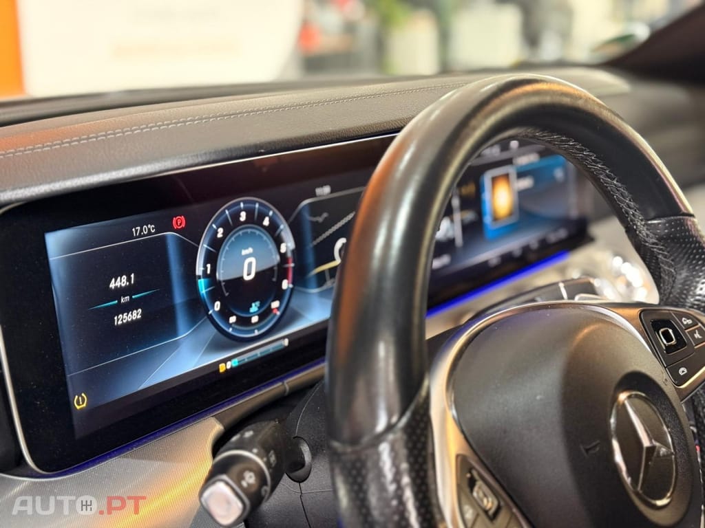 Mercedes-Benz E 220 CDi Avantgarde BE Auto