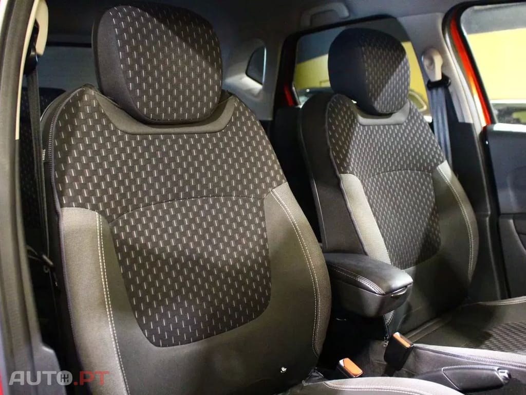 Renault Captur 1.5 dCi Red Edition