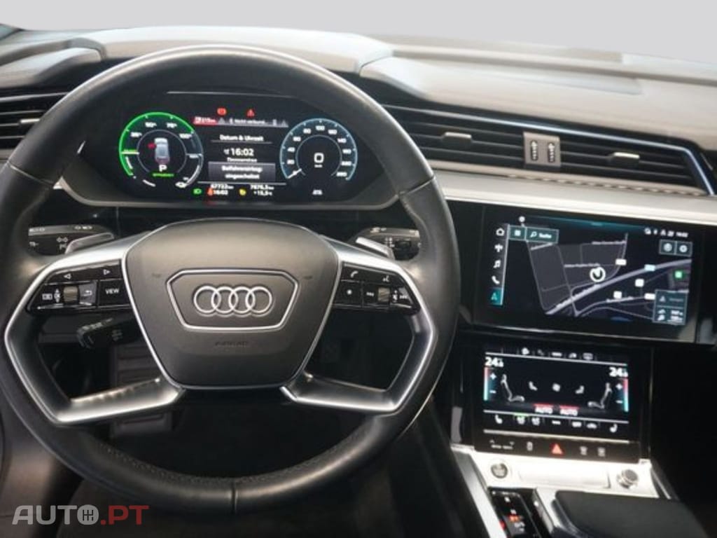 Audi E-Tron I.V.A DEDUTÍVEL 55 Quattro