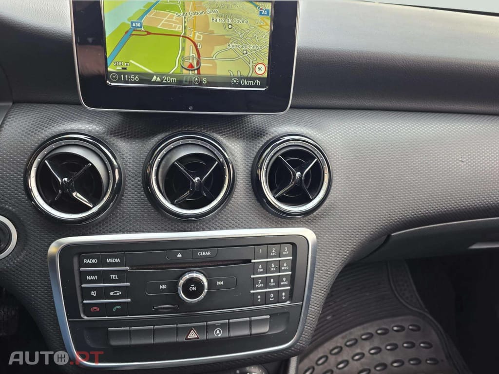 Mercedes-Benz A 180 CDI ( BlueEFFICIENCY ) Urban