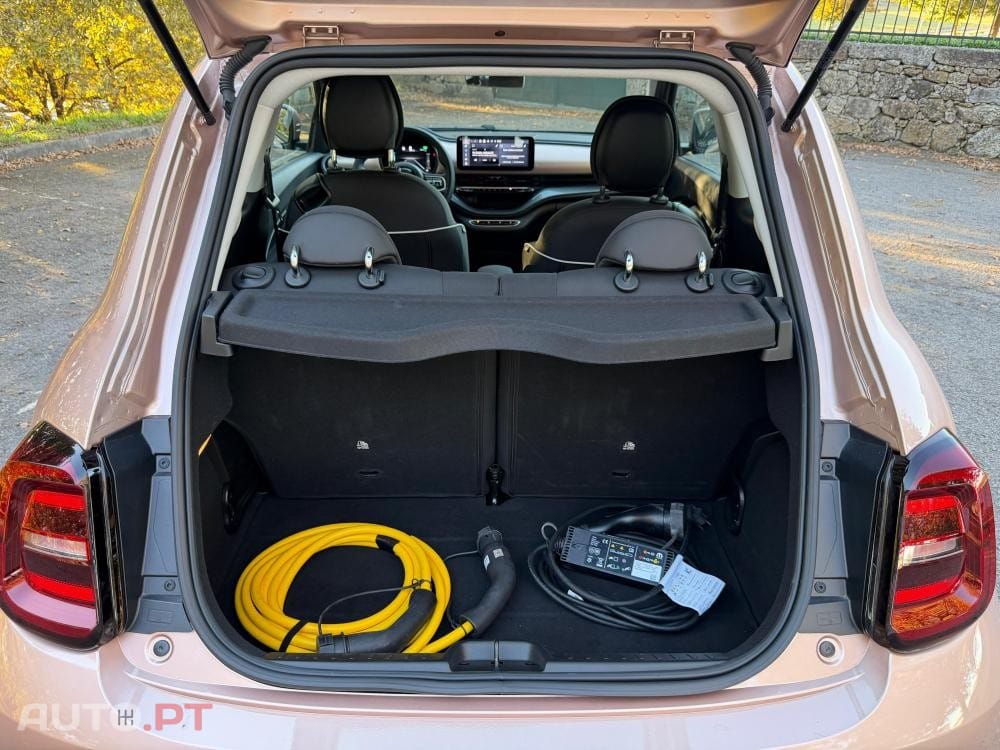 Fiat 500e 42kWh C la Prima (by Bocelli)