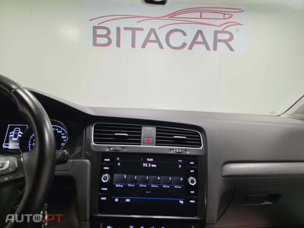 Volkswagen Golf 1.6 TDI Confortline