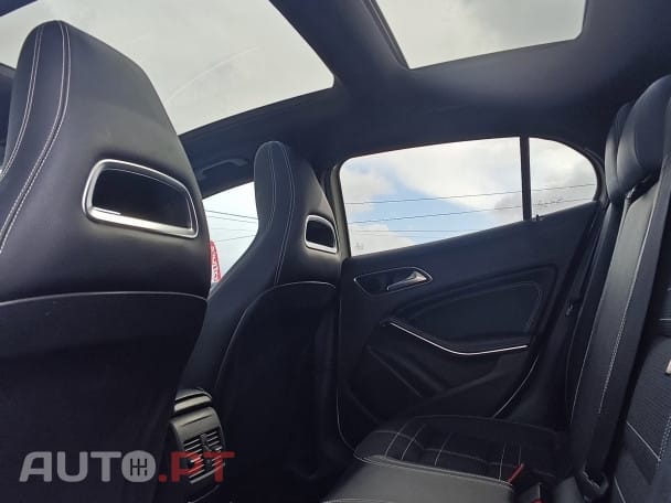 Mercedes-Benz GLA 180 d Urban