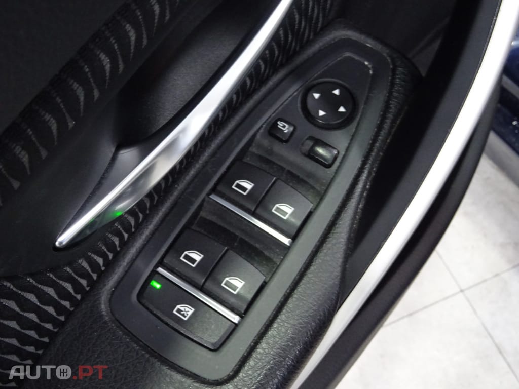 BMW 318 d Advantage Auto