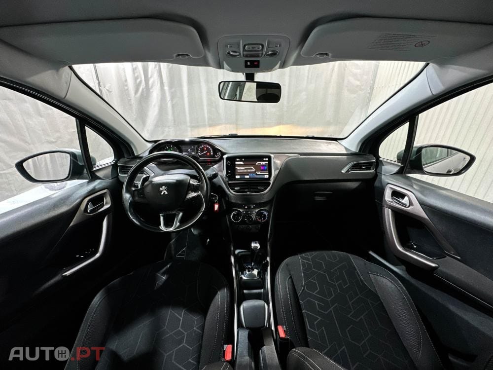 Peugeot 2008 1.6 e-HDi Allure 2-Tronic