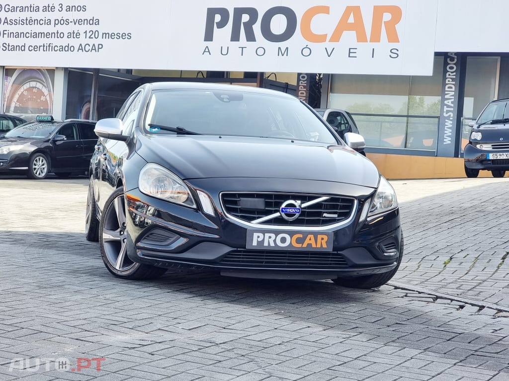 Volvo V60 1.6 D2 R-Design
