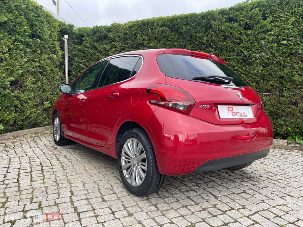 Peugeot 208 1.2 PureTech Allure