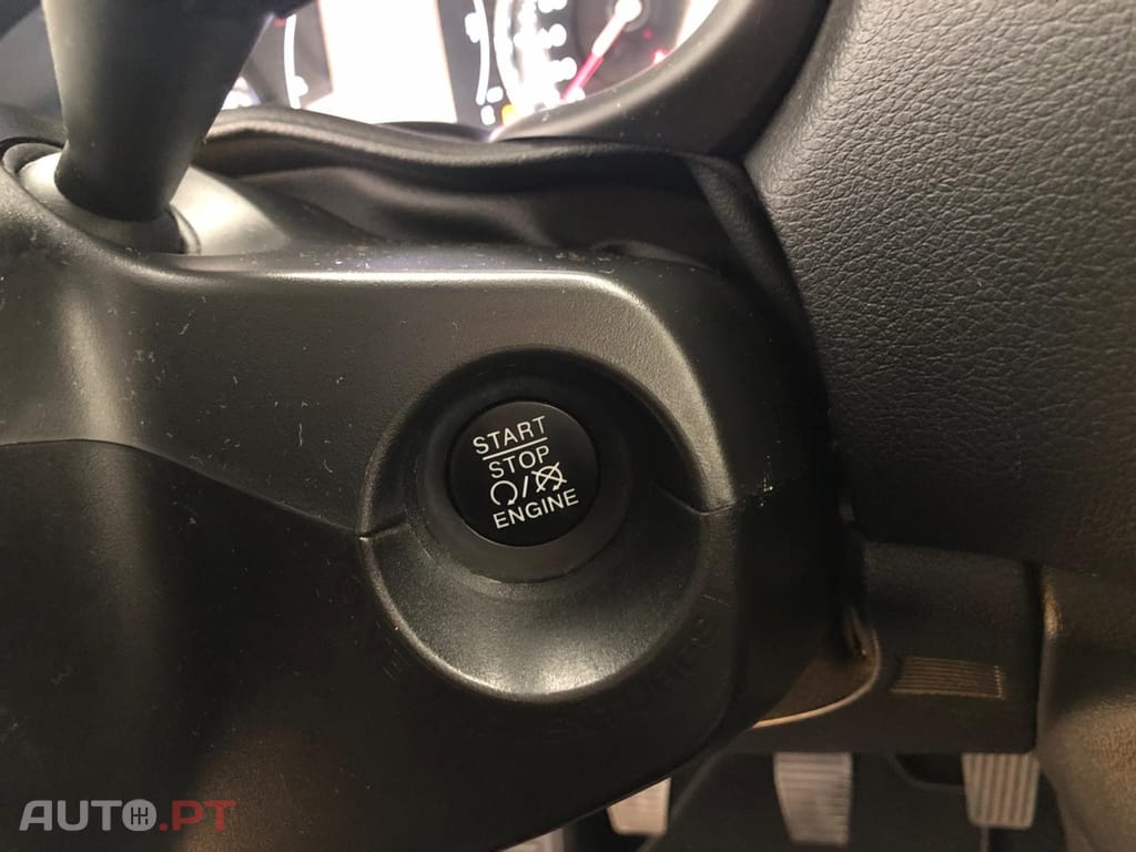 Jeep Renegade 1.0 T Night Eagle