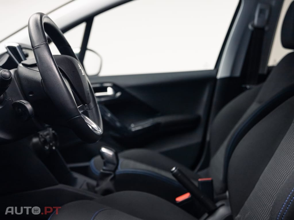 Peugeot 208 1.2 PureTech Allure