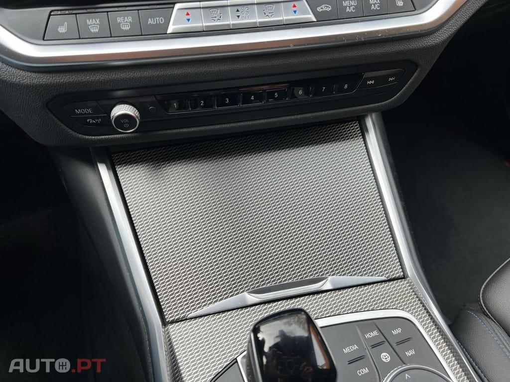 BMW 330 X DRIVE Pack M 