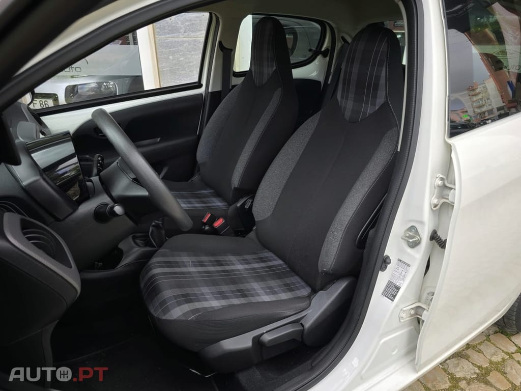 Peugeot 108 1.0 VTI Active