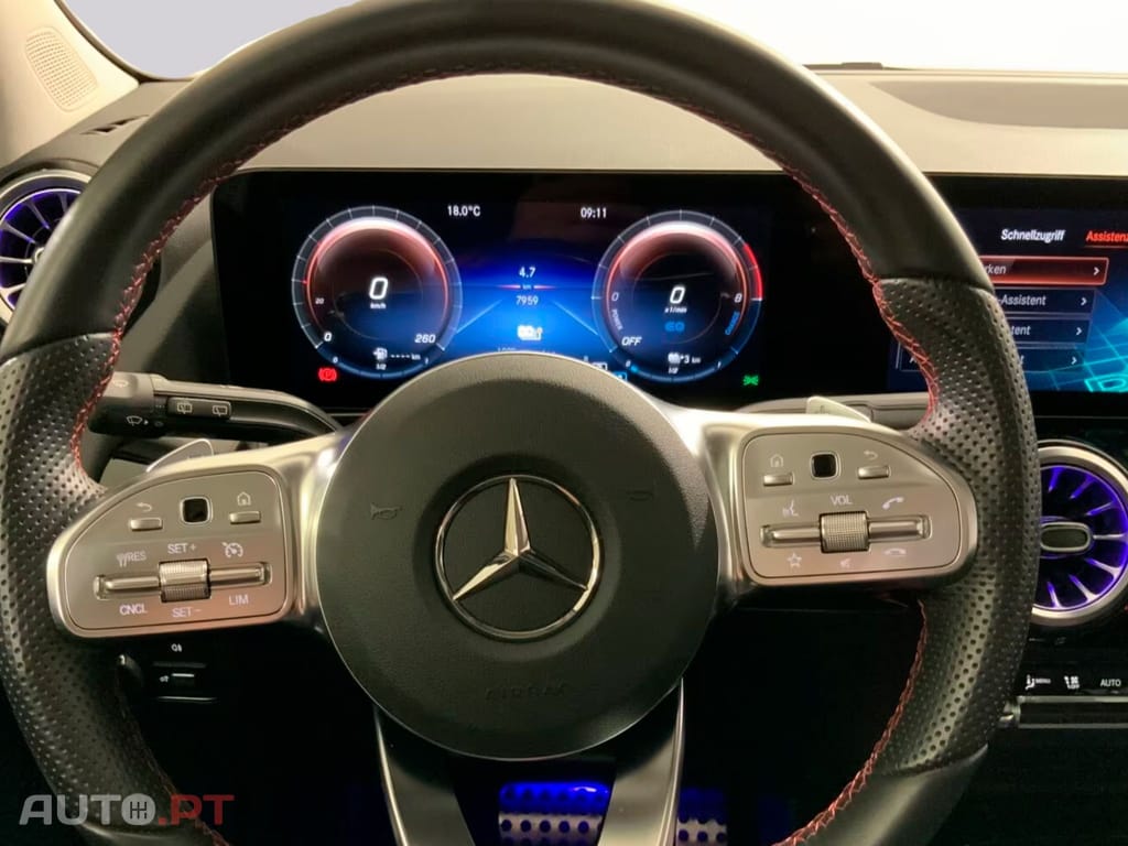 Mercedes-Benz GLA 250 e AMG I.V.A DEDUTIVEL