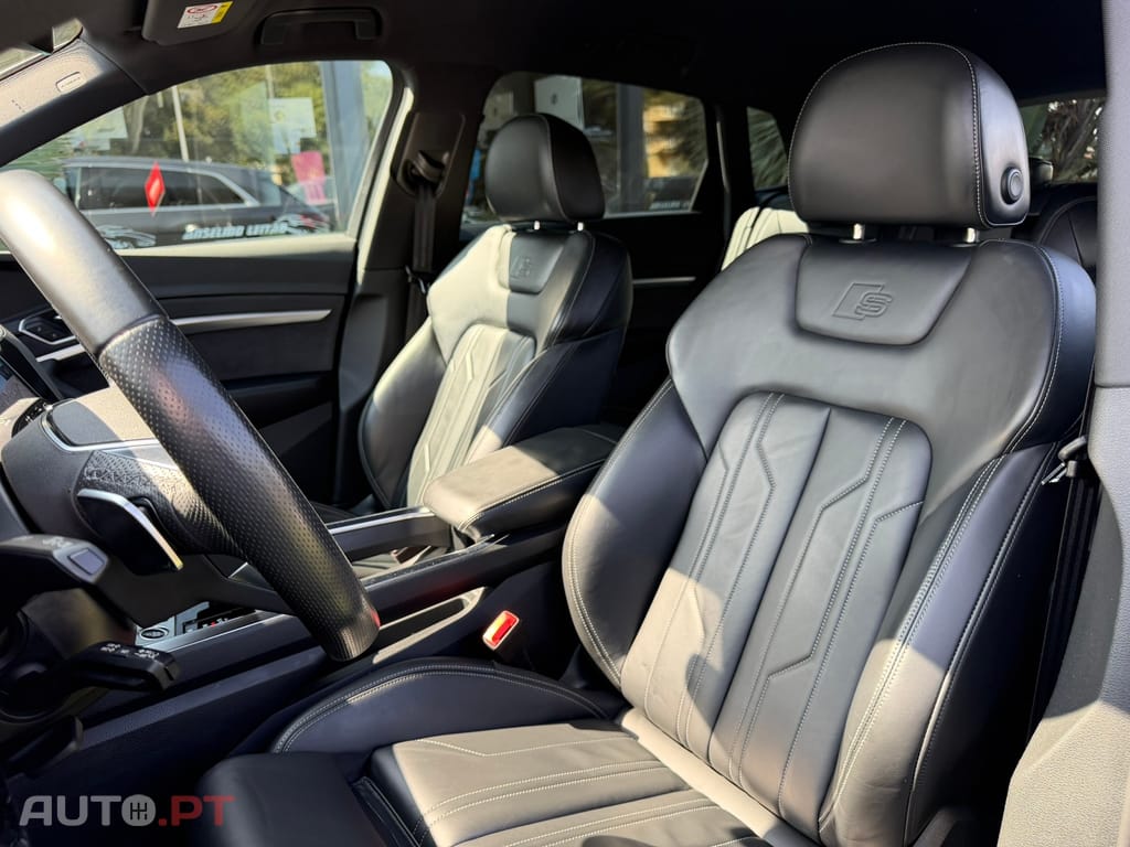 Audi E-Tron 55 quattro S line