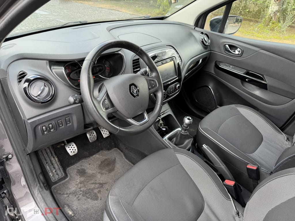 Renault Captur ENERGY TCe 120 Elysee