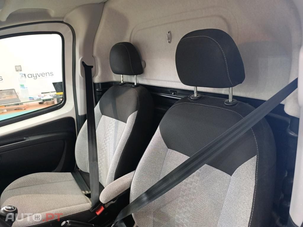 Fiat Fiorino 1.3 M-jet Adventure