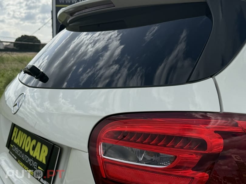 Mercedes-Benz A 180 d AMG Line