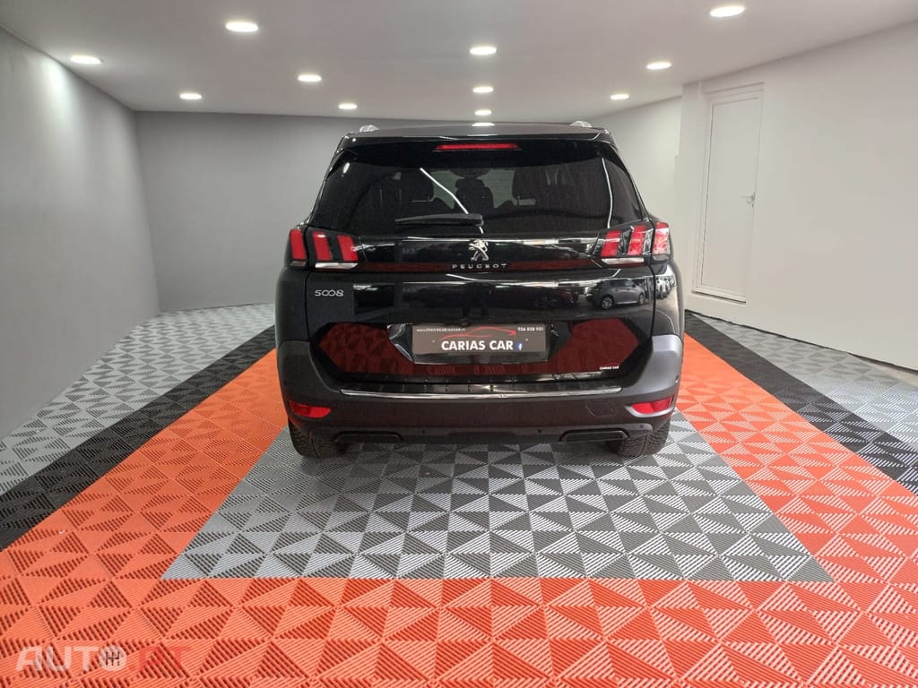 Peugeot 5008 1.5 BlueHDi Allure EAT8